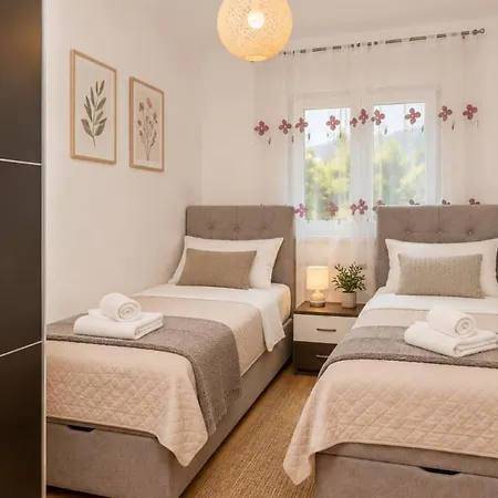 Villa Anna By Guide *